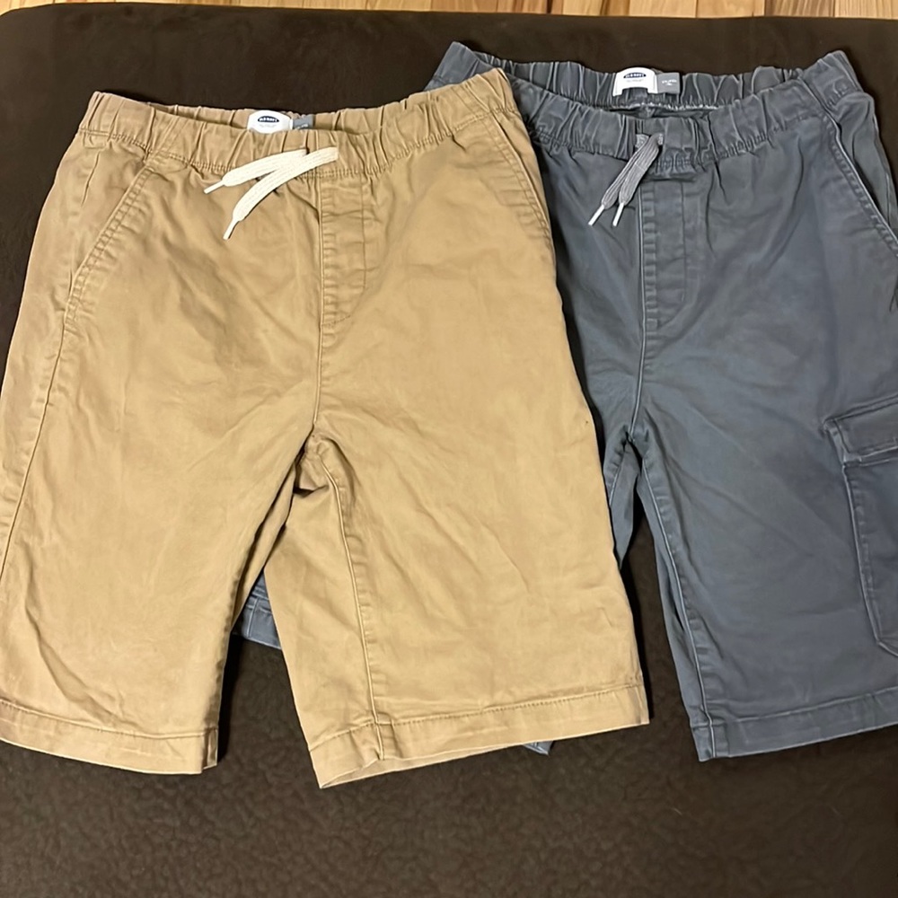 Two pair XXL pull on old navy shorts